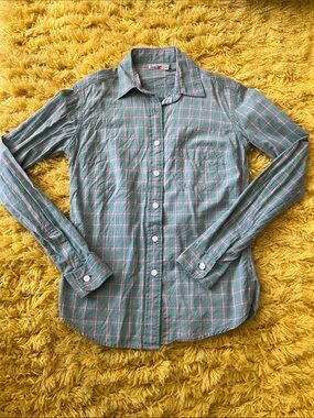 SALE🎉 Faherty Brand Women's Light Wash Green Shirt